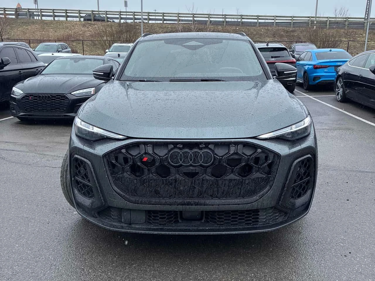 Audi SQ5 * Technik * CARFAX * БЕЗ ПЪРВОНАЧАЛНА ВНОСКА, снимка 6 - Автомобили и джипове - 54209246