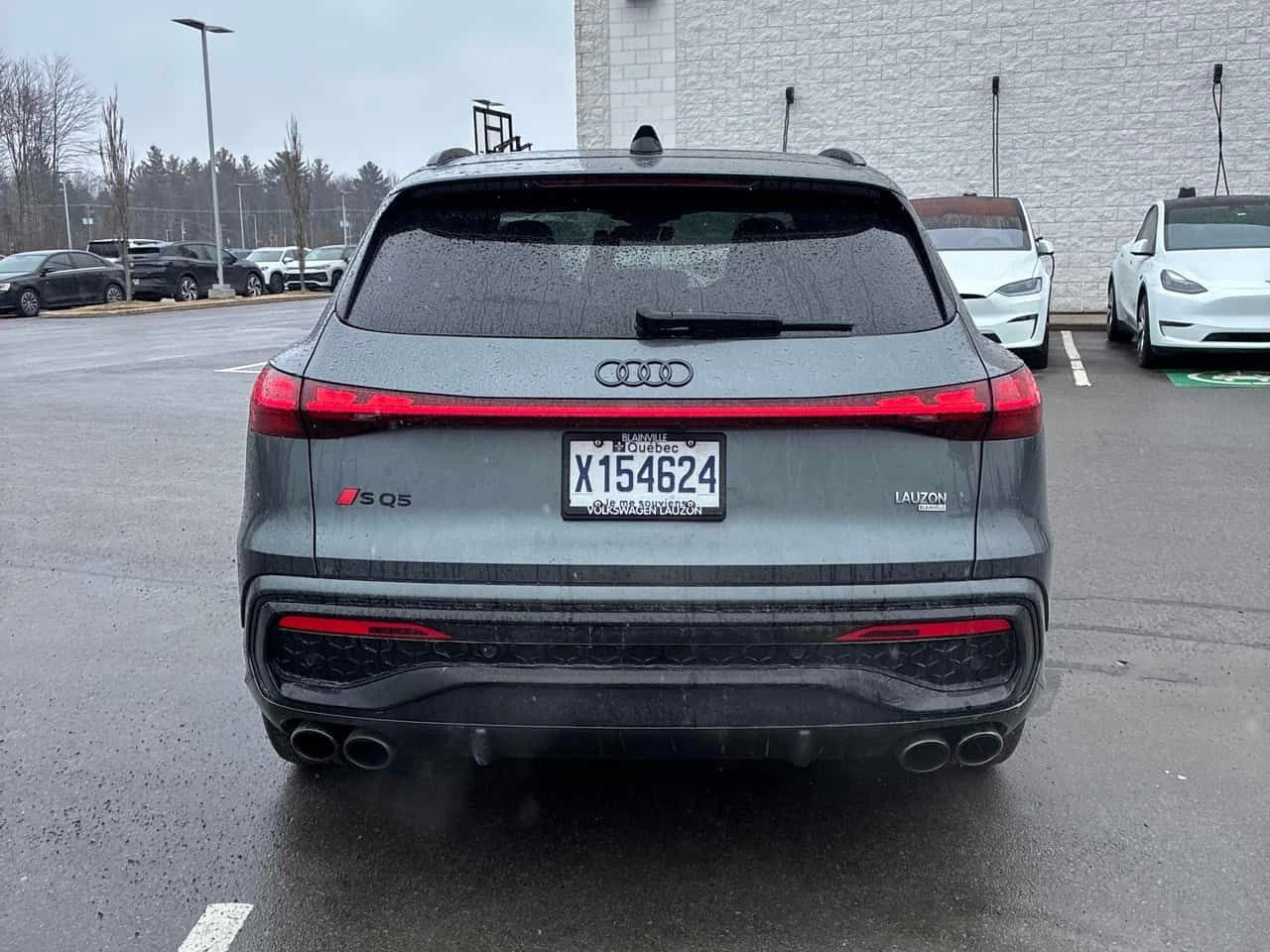 Audi SQ5 * Technik * CARFAX * БЕЗ ПЪРВОНАЧАЛНА ВНОСКА, снимка 4 - Автомобили и джипове - 54209246