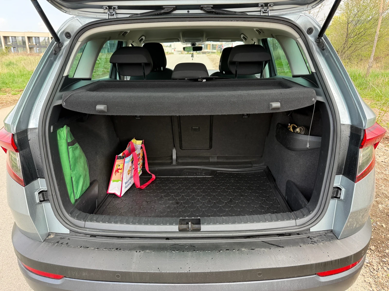 Skoda Karoq 1.6 TDI / 7 DSG, снимка 8 - Автомобили и джипове - 54237653