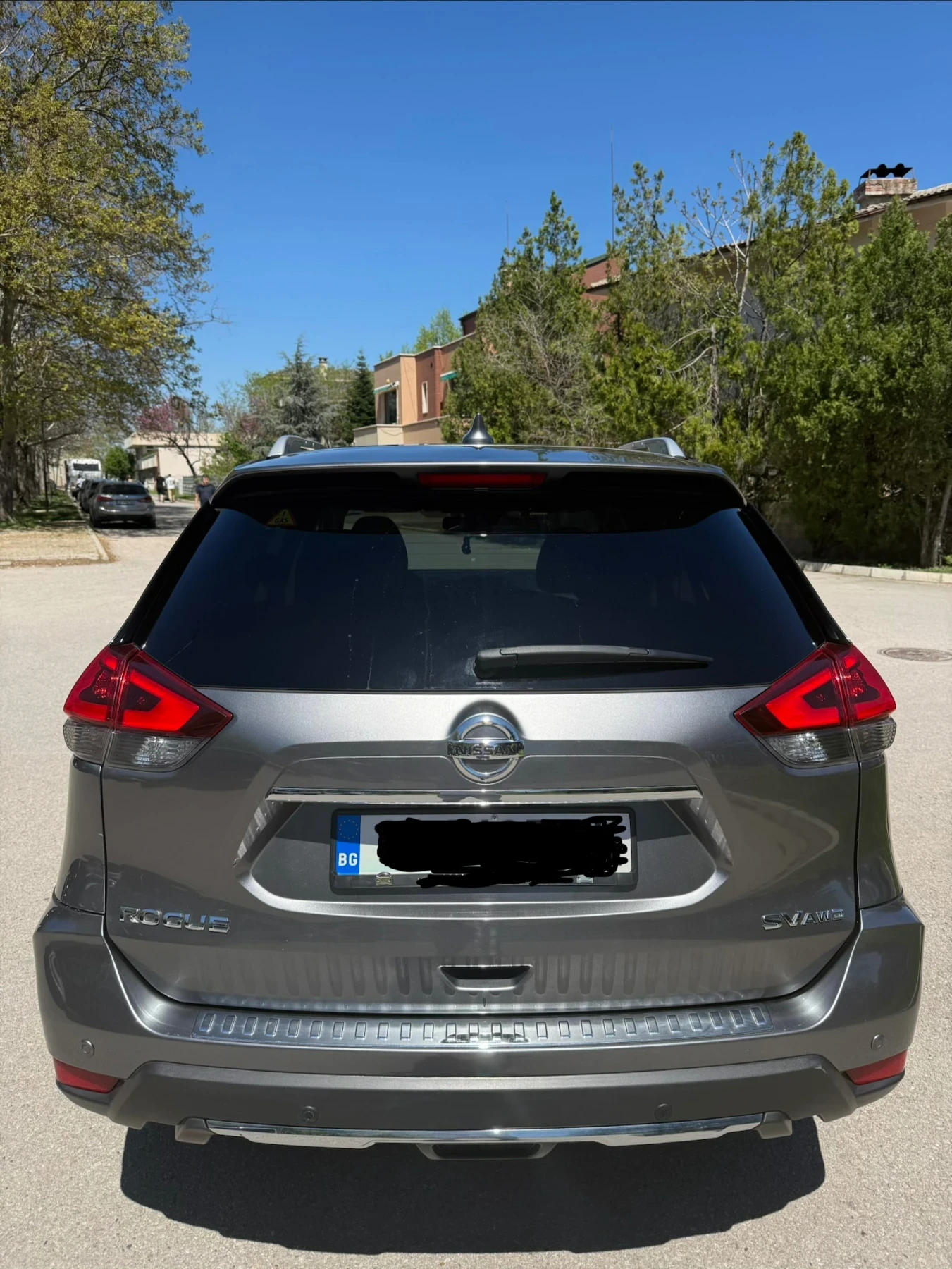 Nissan Rogue Газ/Бензин 2.5 AWD, снимка 6 - Автомобили и джипове - 54319546