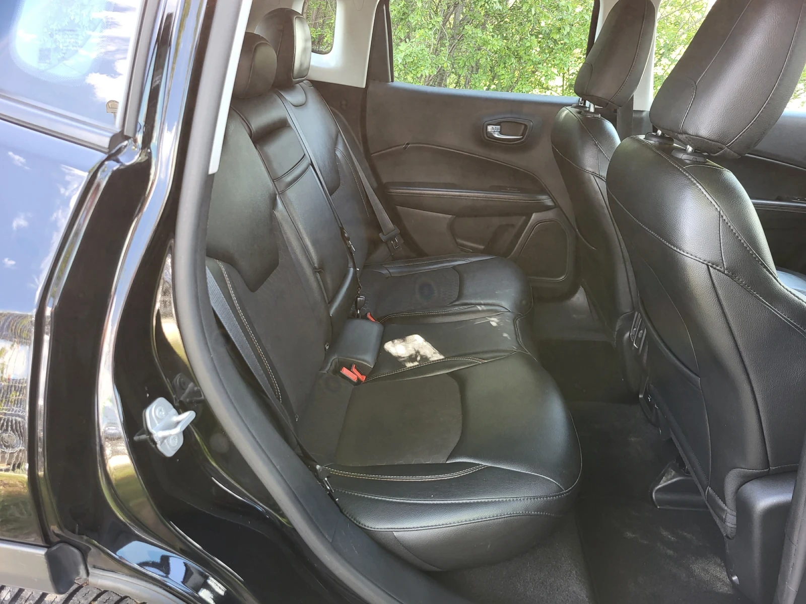 Jeep Compass 2.0 MULTIJET 140 KC 4X4, снимка 14 - Автомобили и джипове - 54430986