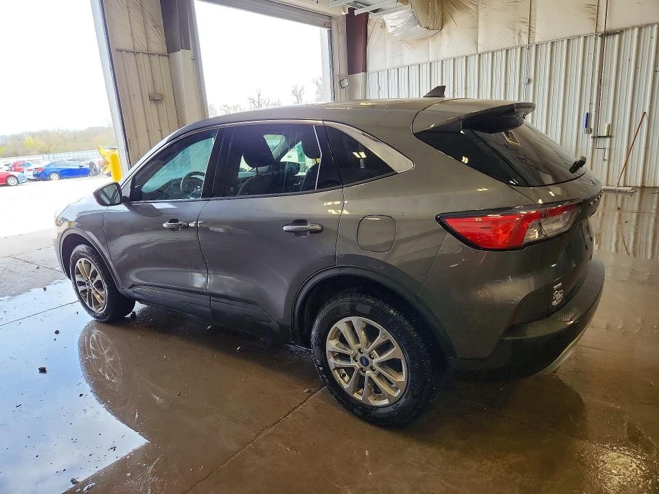 Ford Escape SE, снимка 2 - Автомобили и джипове - 54680037