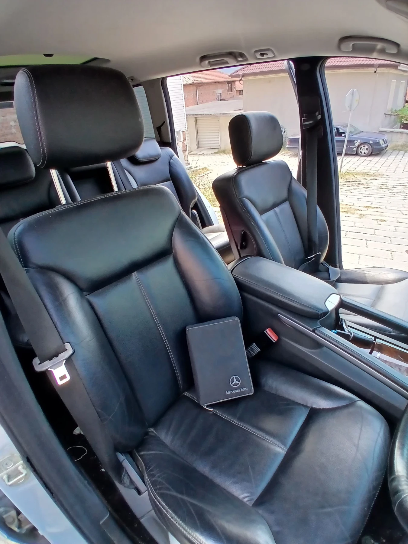 Mercedes-Benz GL 320, снимка 11 - Автомобили и джипове - 55729799