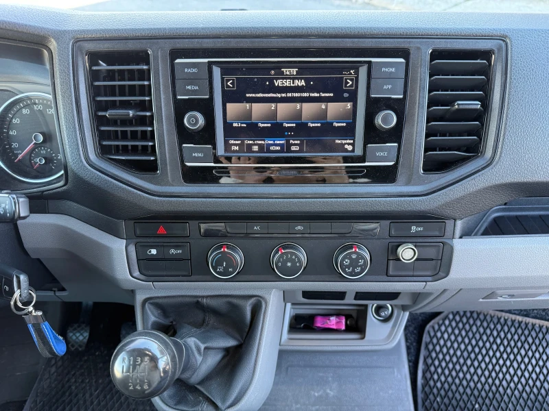 VW Crafter, снимка 13 - Бусове и автобуси - 52310580