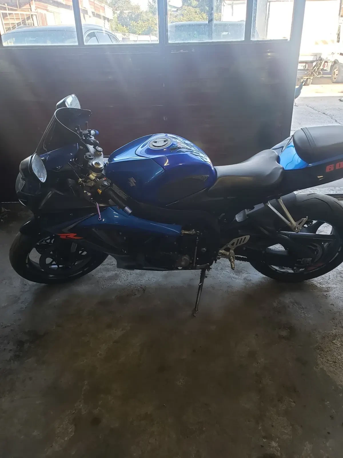 Suzuki Gsxr 600 - изображение 5