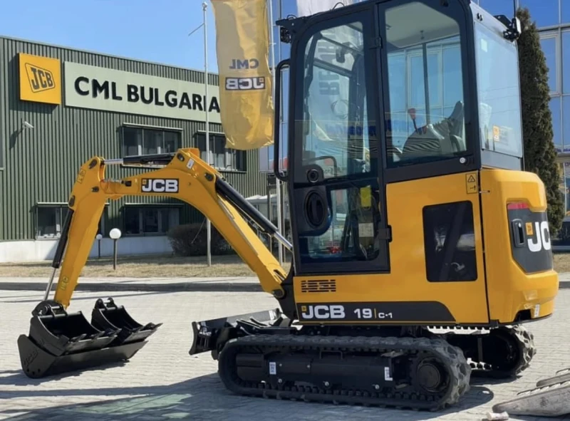 Багер JCB 19 C-1 PC, снимка 11 - Индустриална техника - 47540701