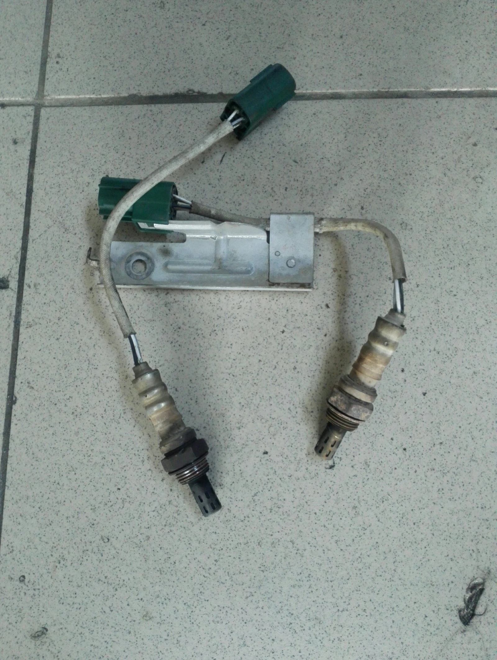 ������ ����� ����� ������ 3.5� (�����) | Mobile.bg � ����������� 1