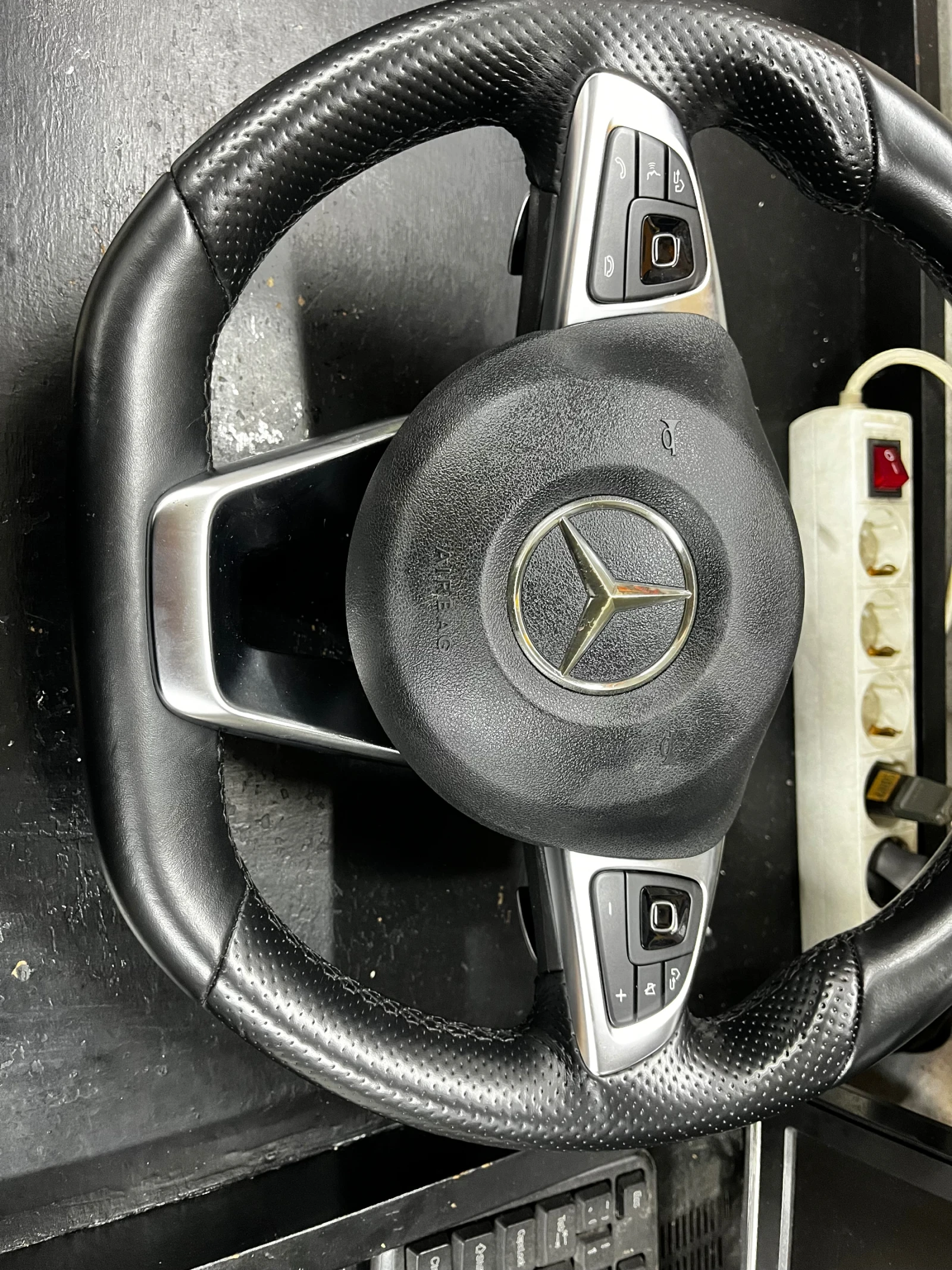 ��� ����� �� �������� �,���,�,��� | Mobile.bg � ����������� 5