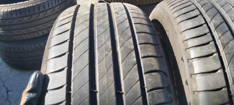 Гуми Летни 215/55R16, снимка 3 - Гуми и джанти - 33946165