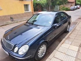 Mercedes-Benz E 220, снимка 1