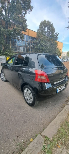 Toyota Yaris 1.0, снимка 4