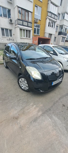 Toyota Yaris 1.0, снимка 2