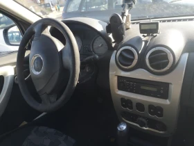 Dacia Logan A/C MP3 /Eстъкла, огледала, 5места, снимка 2