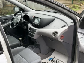 Nissan Almera tino 2.2Di, снимка 5