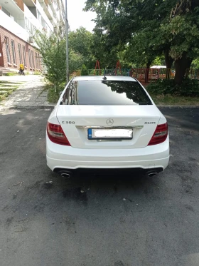 Mercedes-Benz C 300 3.5 4matic AMG, снимка 4