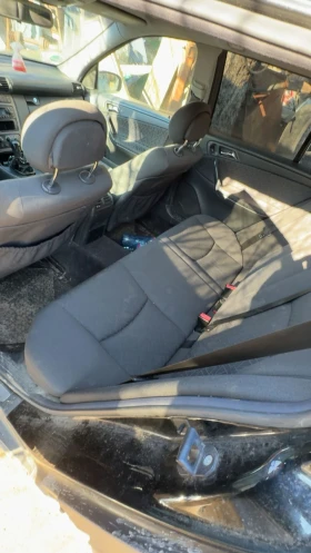 Mercedes-Benz C 200, снимка 6