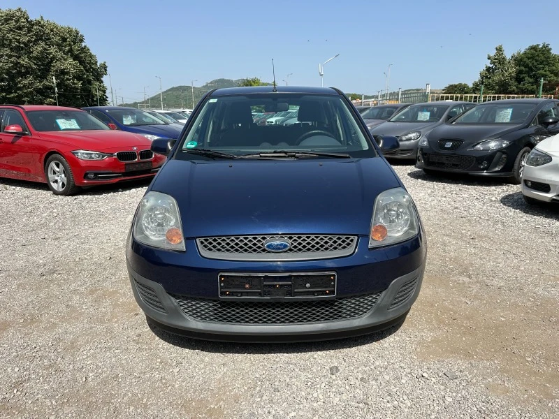 Ford Fiesta 1.3I 69kc, снимка 8 - Автомобили и джипове - 46356354