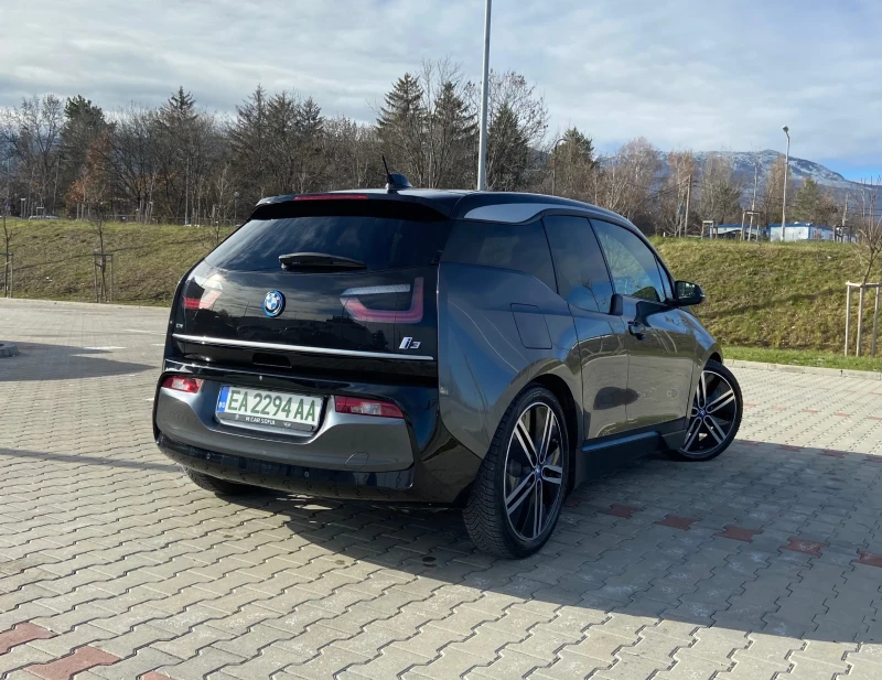 BMW i3 Facelift, 94Ah, термопомпа, поръчково изпълнение, снимка 8 - Автомобили и джипове - 48873020