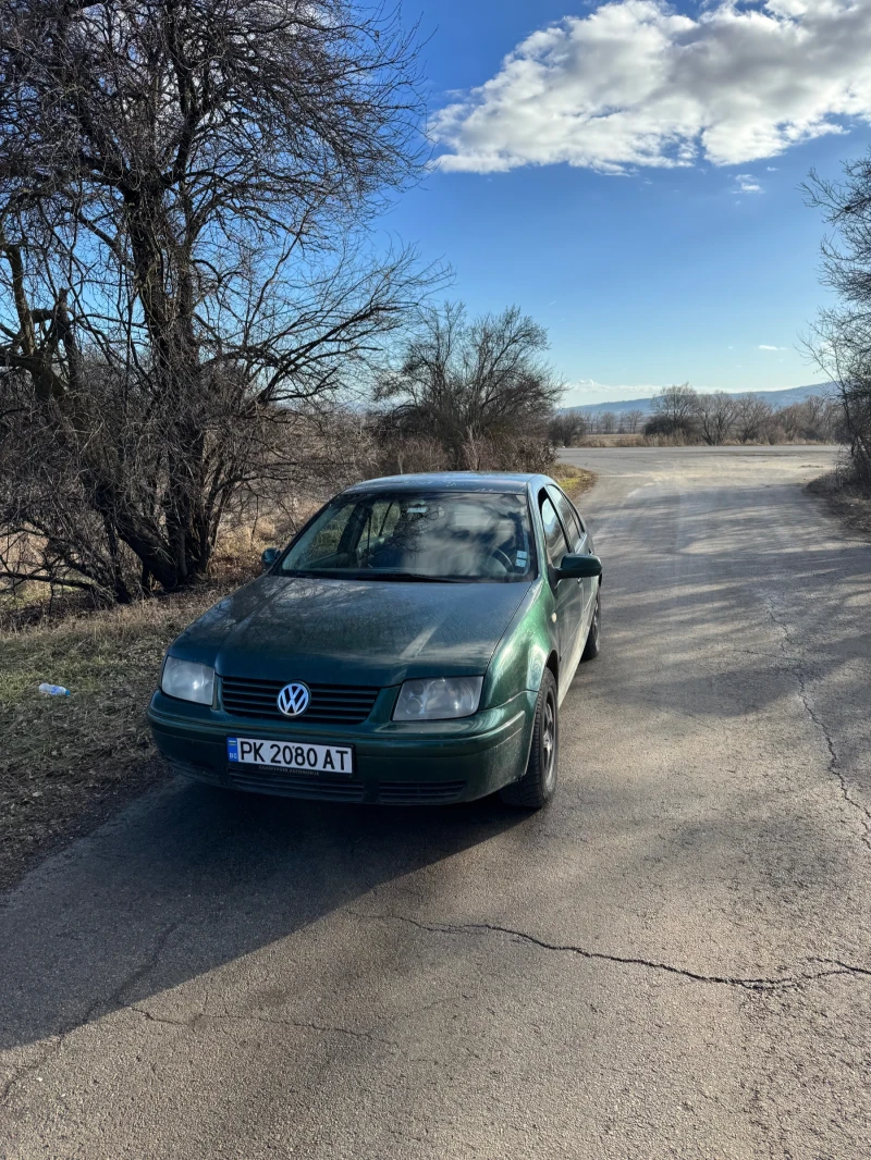 VW Bora Газ/бензин, снимка 1 - Автомобили и джипове - 48624327