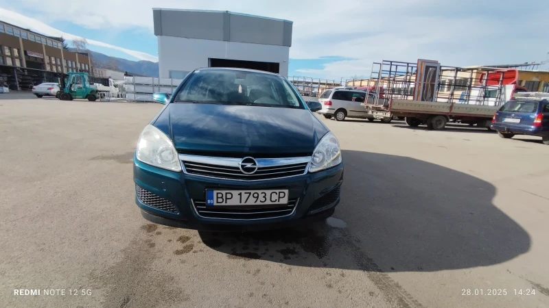 Opel Astra 1.6, снимка 2 - Автомобили и джипове - 49210237