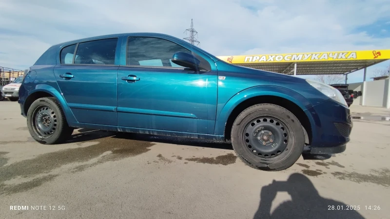 Opel Astra 1.6, снимка 4 - Автомобили и джипове - 49210237