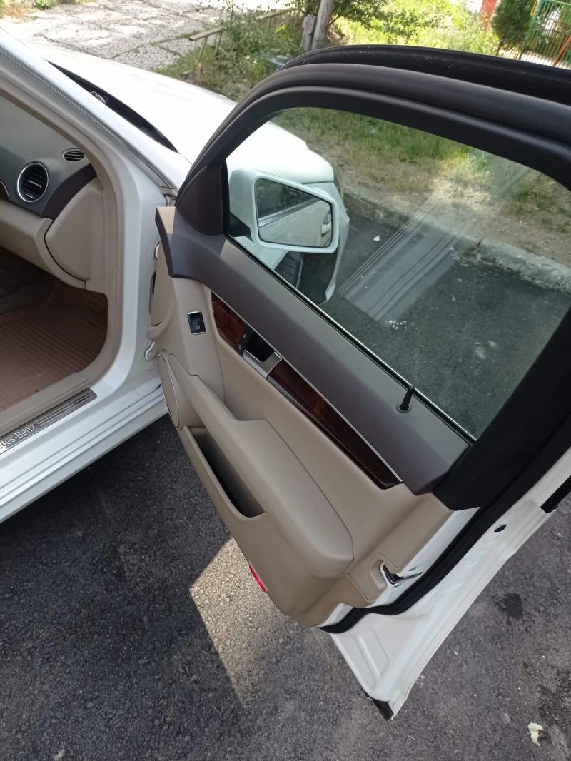 Mercedes-Benz C 300 3.5 4matic AMG, снимка 10 - Автомобили и джипове - 52382920