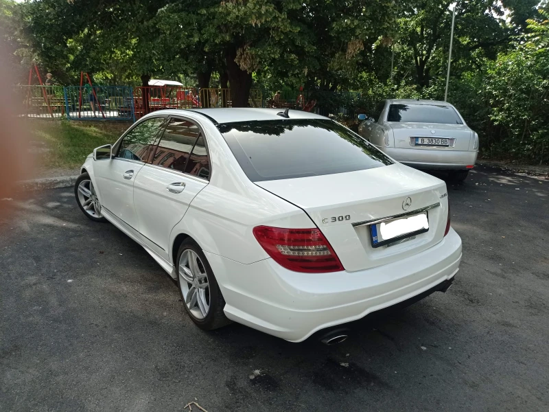 Mercedes-Benz C 300 3.5 4matic AMG, снимка 3 - Автомобили и джипове - 52382920