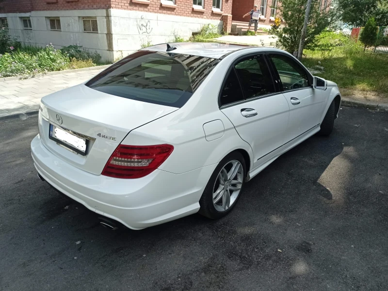 Mercedes-Benz C 300 3.5 4matic AMG, снимка 5 - Автомобили и джипове - 52382920