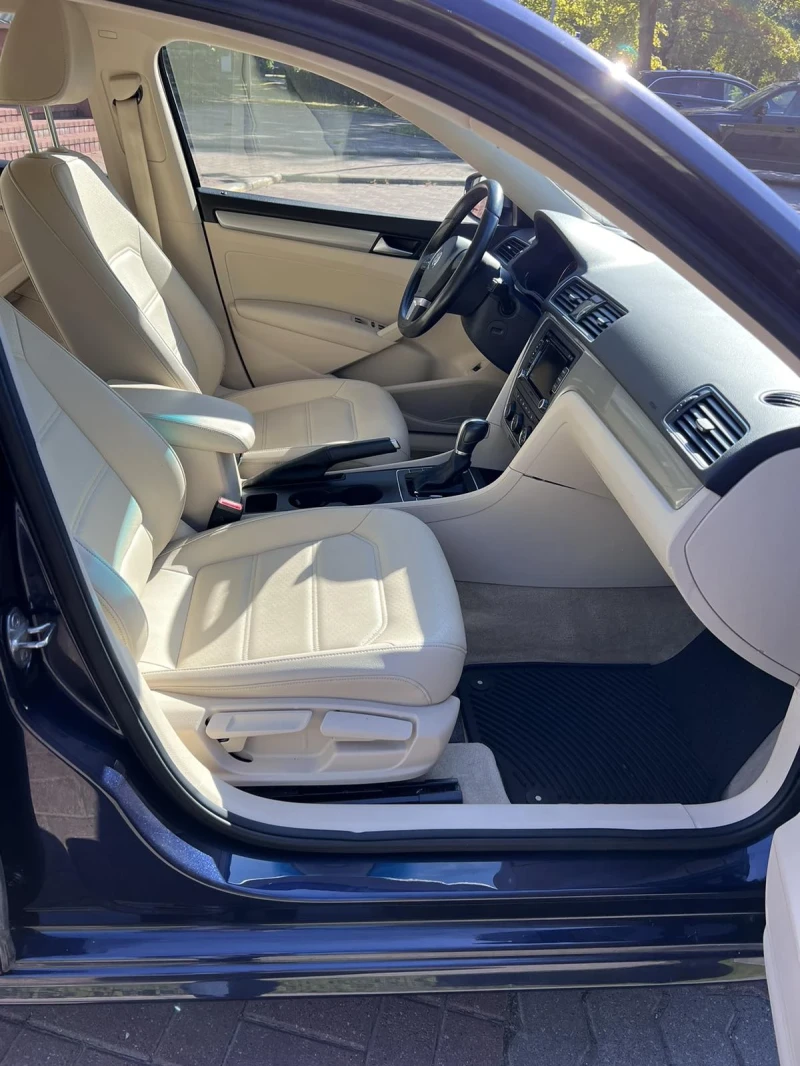 VW Passat, снимка 10 - Автомобили и джипове - 51752494