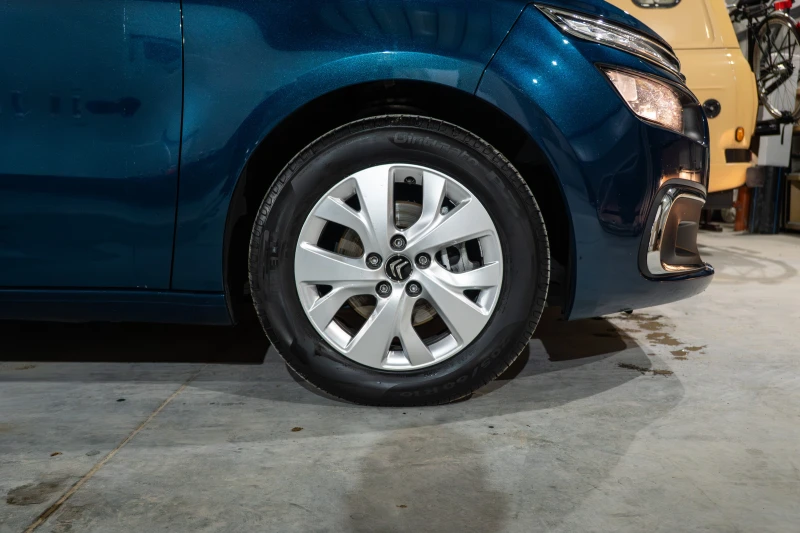 Citroen Grand C4 Picasso Ноември 2021 г.Дизел 7 места Италия, снимка 7 - Автомобили и джипове - 52160074