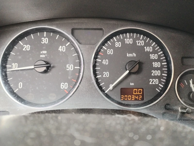 Opel Astra, снимка 11 - Автомобили и джипове - 52431411