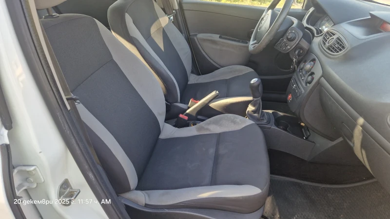 Renault Clio Газ/бензин Euro 5, снимка 13 - Автомобили и джипове - 52639743