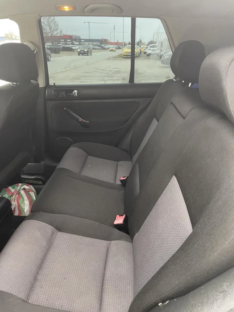 VW Golf 4, снимка 8 - Автомобили и джипове - 53025788