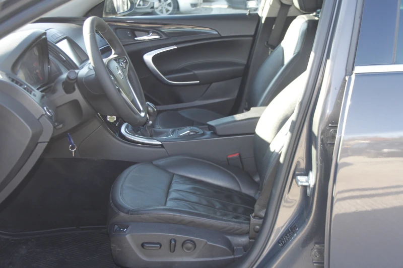 Opel Insignia 2.0CDTI* ECOflex* COSMO* 2015г* , снимка 11 - Автомобили и джипове - 53040771