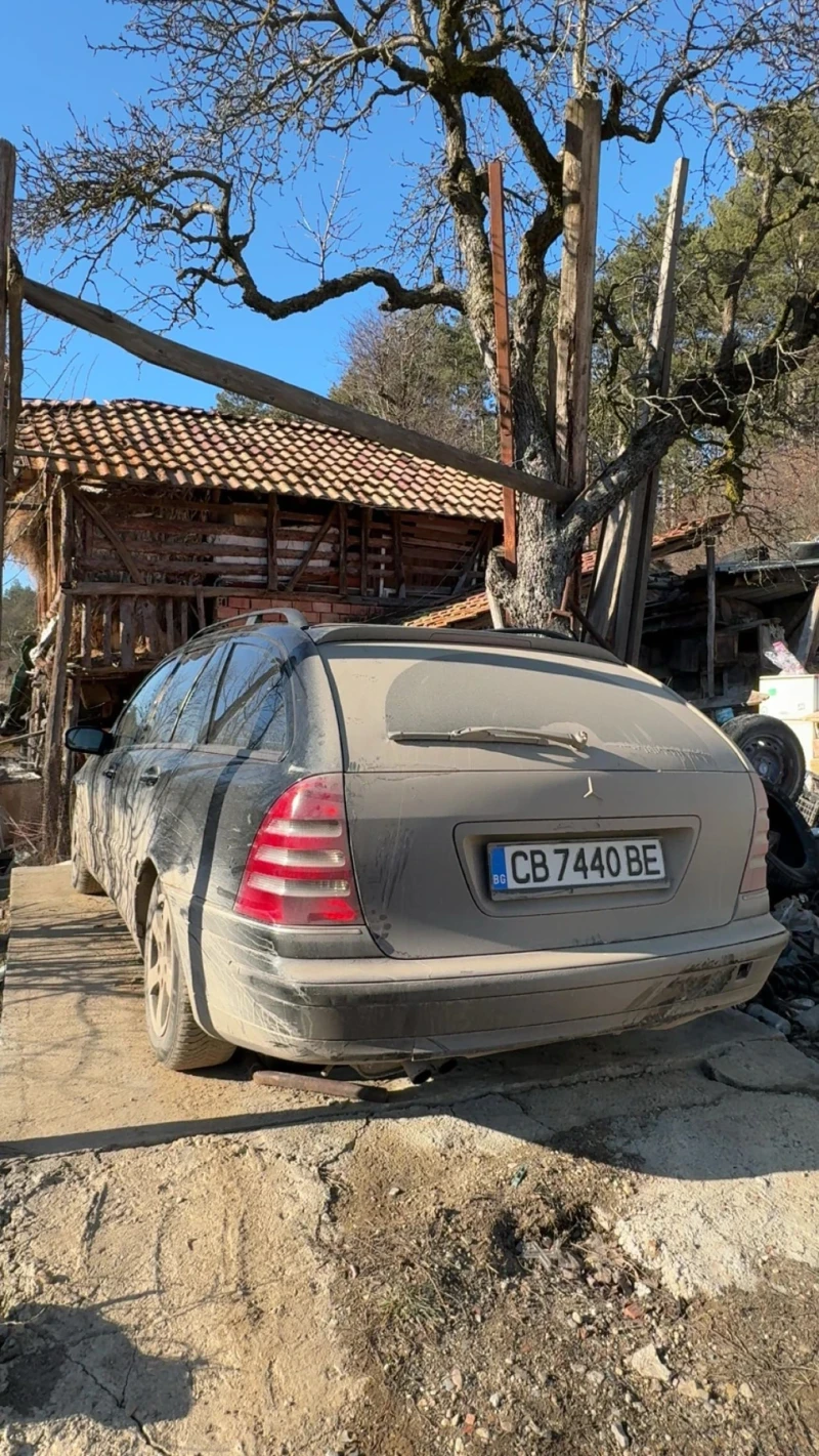 Mercedes-Benz C 200, снимка 2 - Автомобили и джипове - 53152193