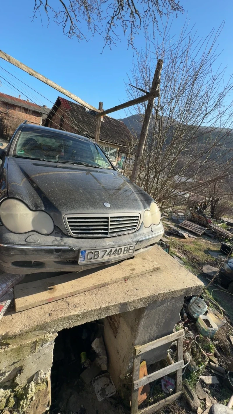 Mercedes-Benz C 200, снимка 3 - Автомобили и джипове - 53152193