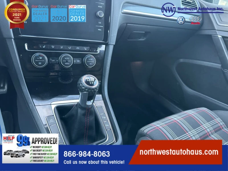 VW Golf GTI 2018  * АвтоКредит* (Цена до БГ) , снимка 13 - Автомобили и джипове - 53587410