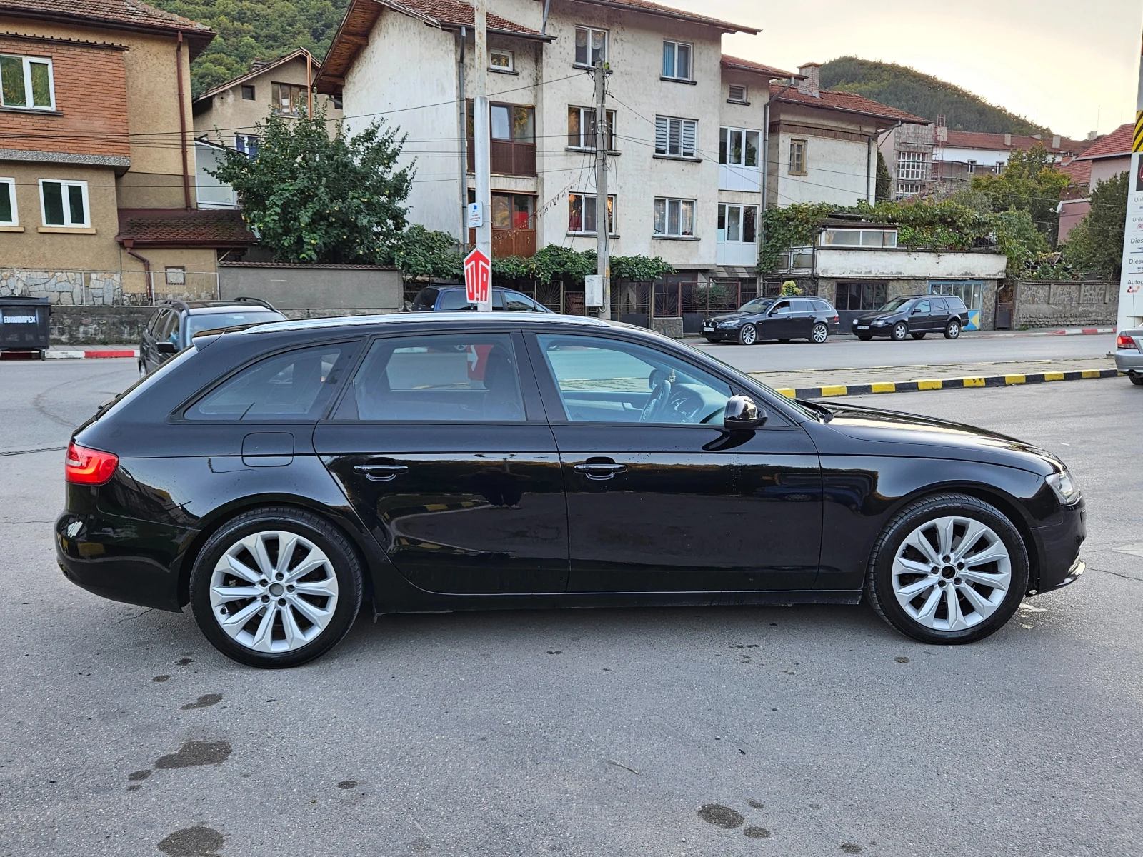 Audi A4 2.0 Face/Navig/Ksenon/6skorosti - изображение 8