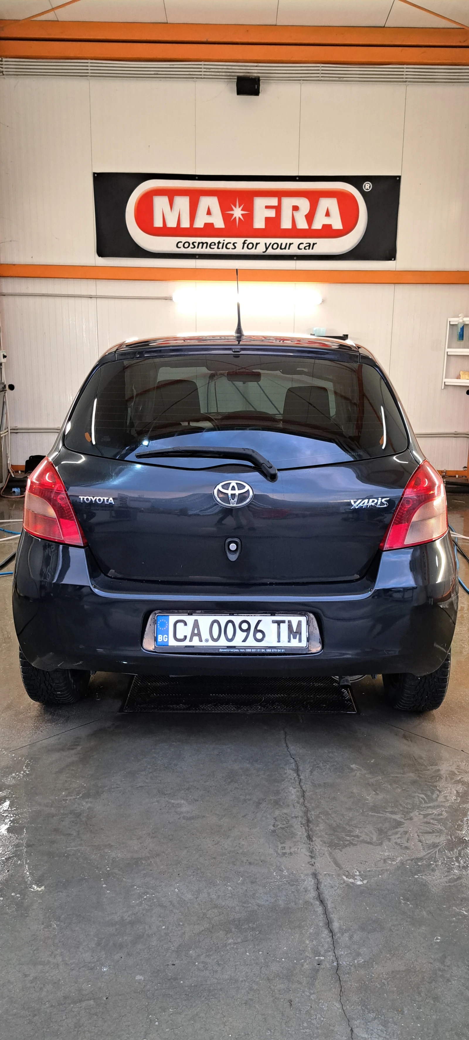 Toyota Yaris 1.0 - изображение 10