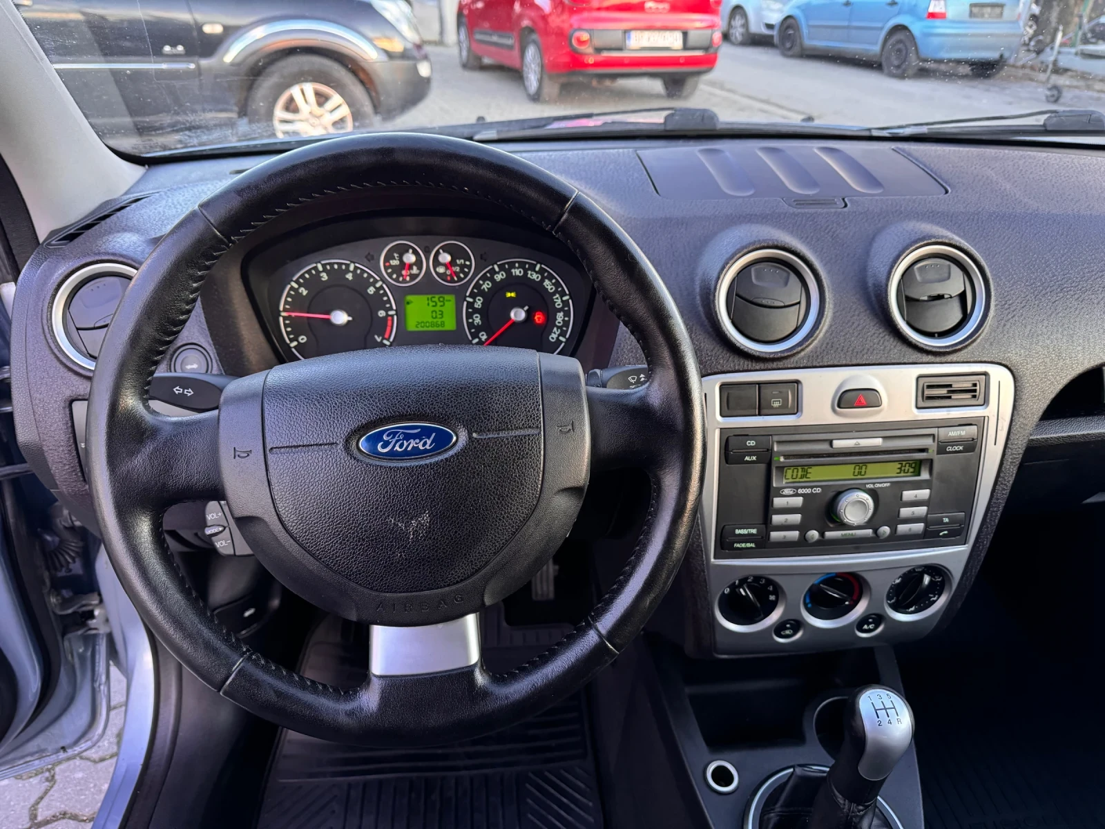 Ford Fusion 1.4i - изображение 6