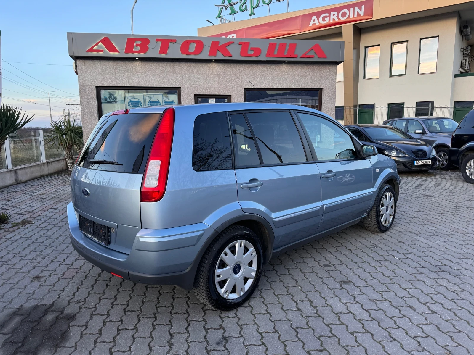 Ford Fusion 1.4i - изображение 4