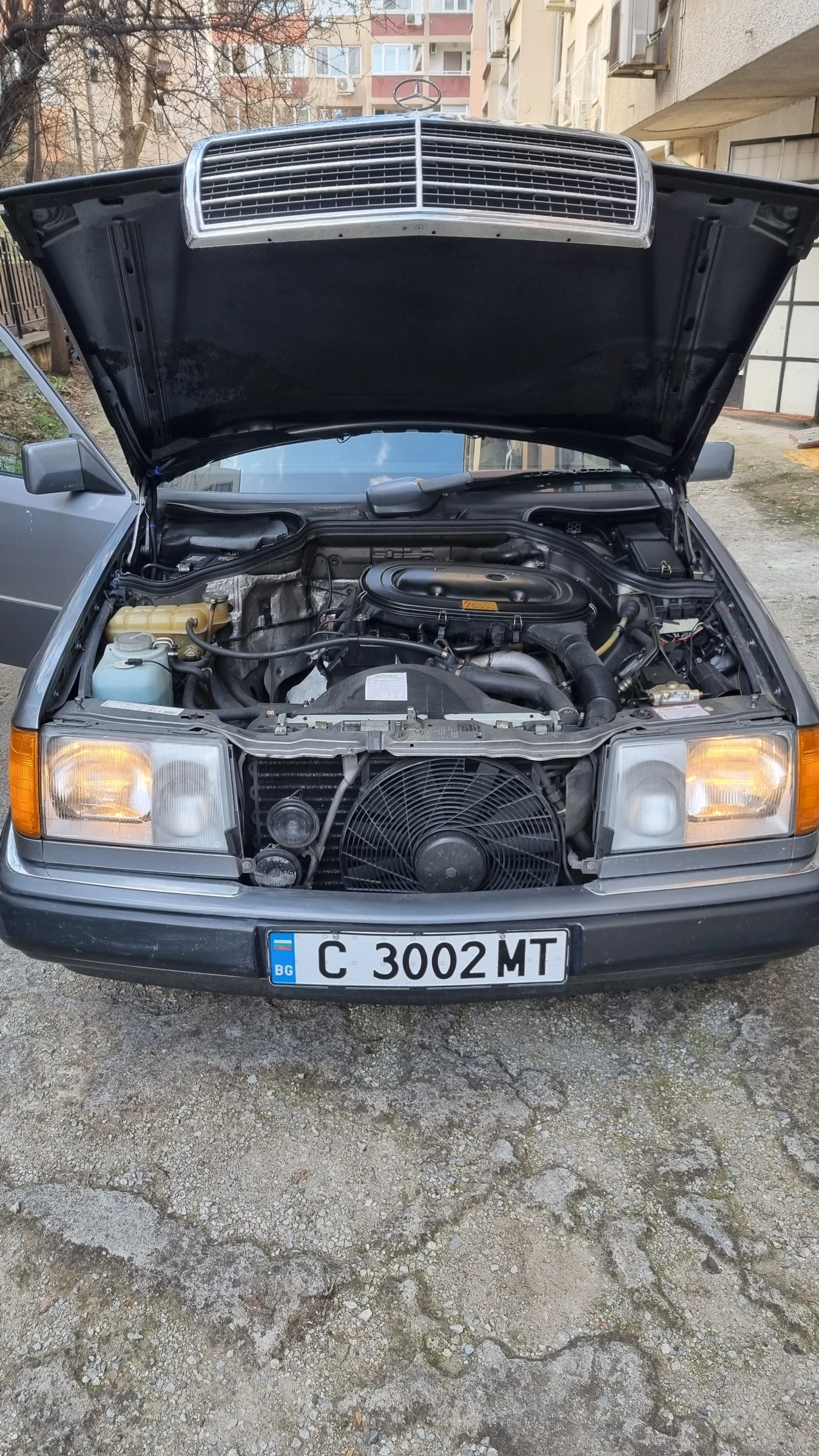 Mercedes-Benz 200  - изображение 7