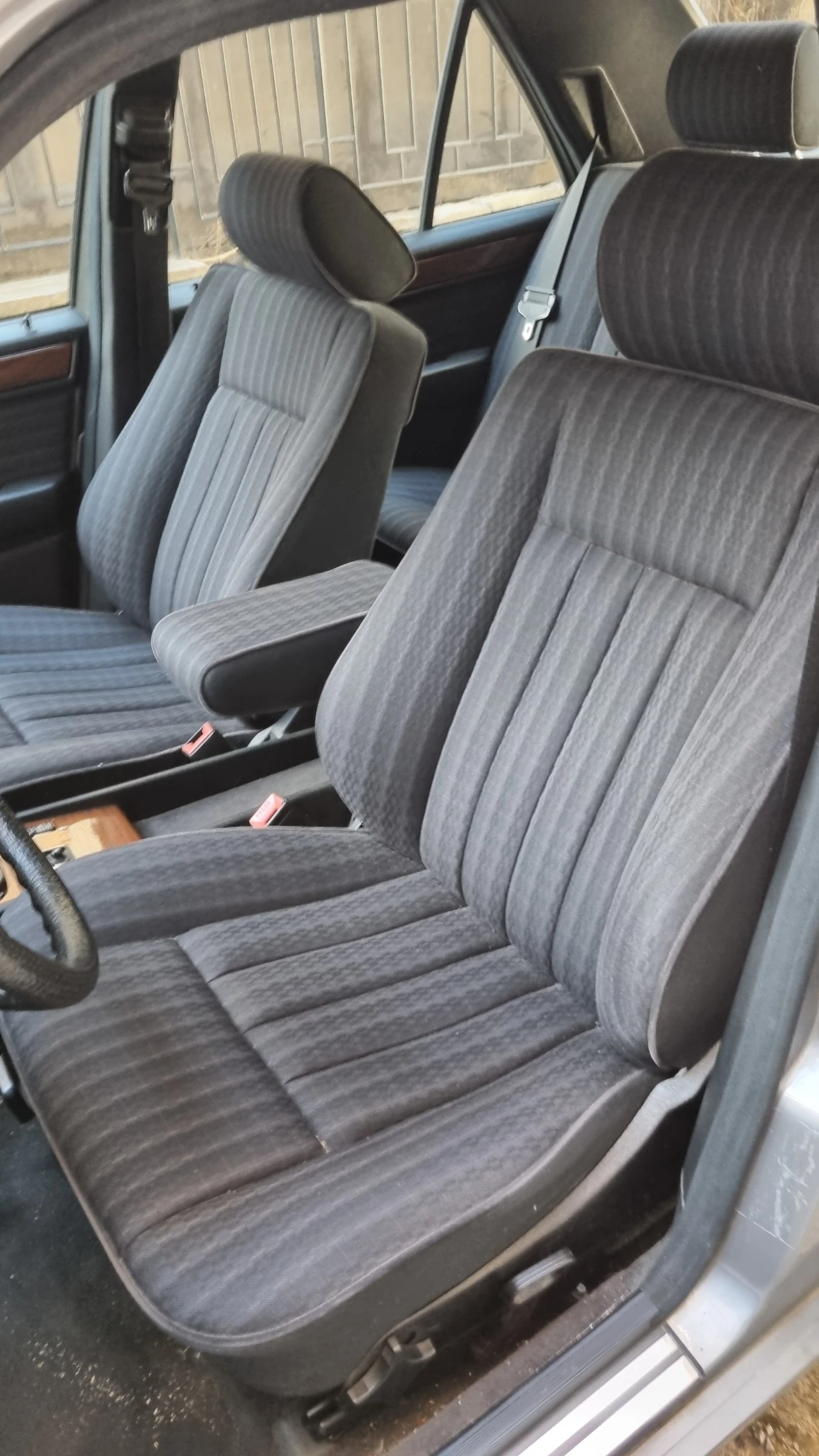 Mercedes-Benz 200  - изображение 10