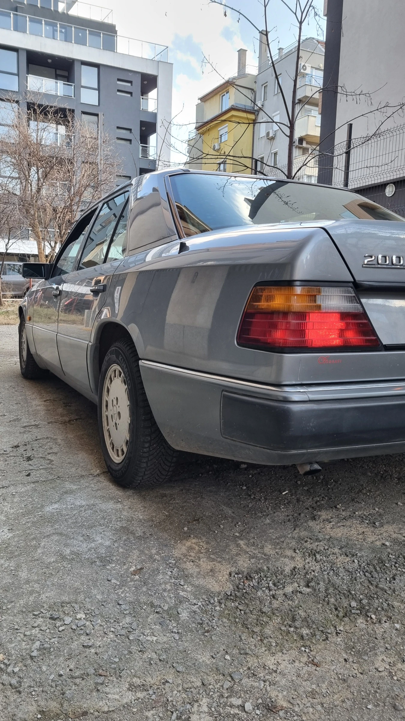 Mercedes-Benz 200  - изображение 5