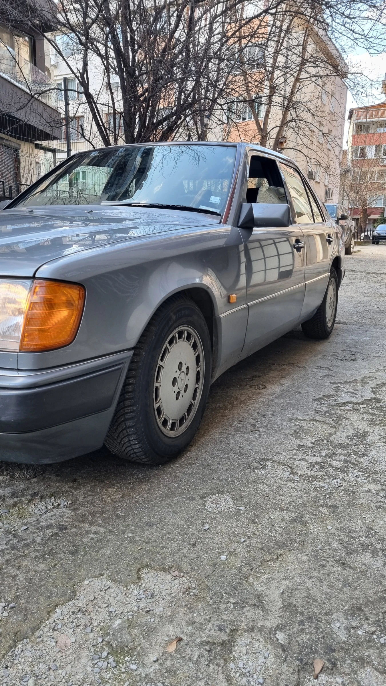 Mercedes-Benz 200  - изображение 3