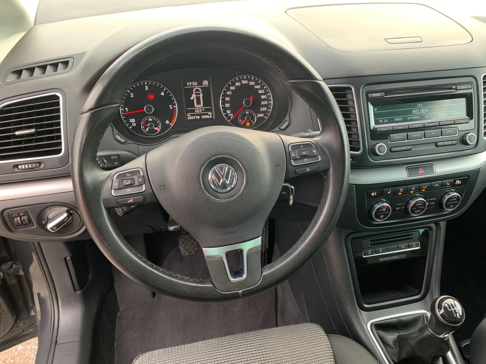 VW Sharan 2.0TDI* Сервизна история VW* Comfort Line - изображение 10