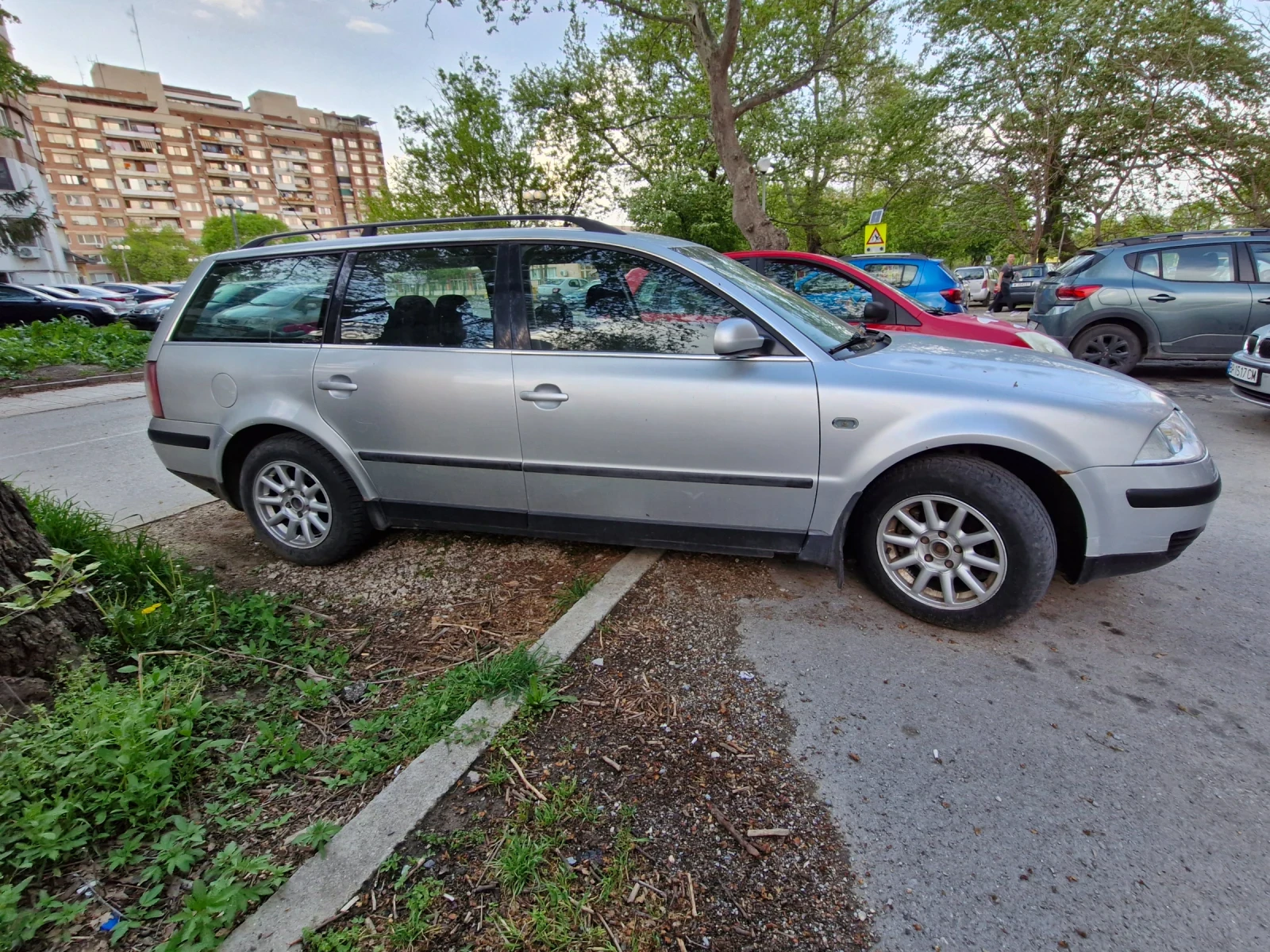 VW Passat Комби - изображение 3
