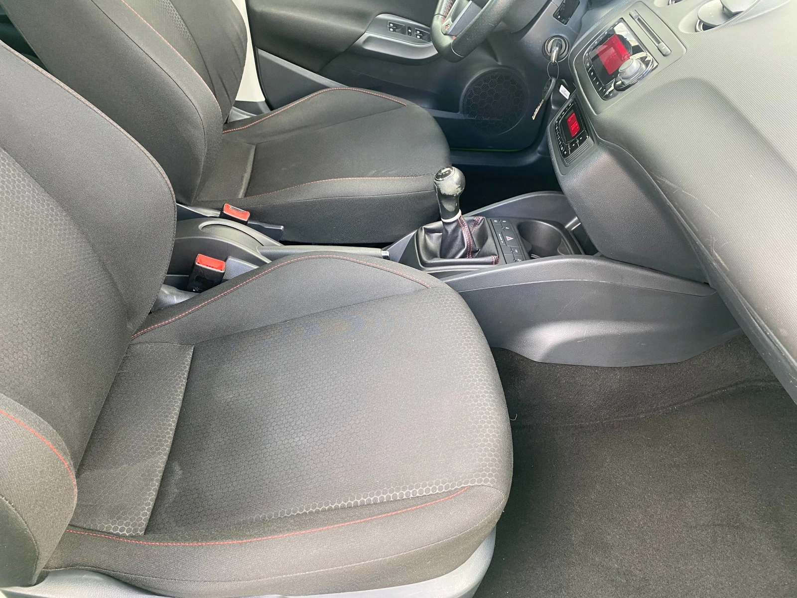 Seat Ibiza FR SPORT - изображение 10