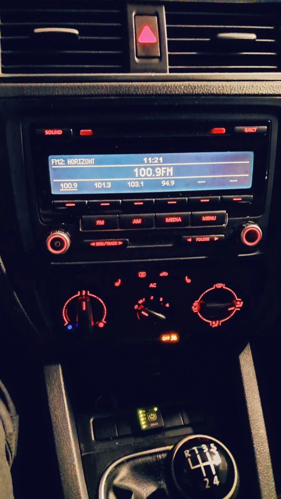 VW Jetta  - изображение 6