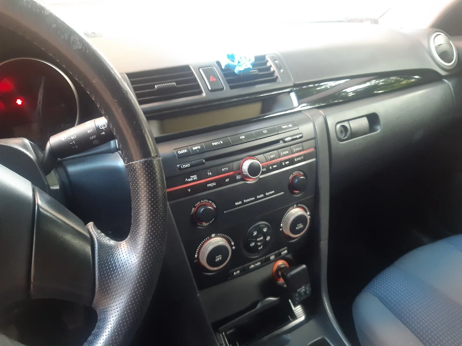 Mazda 3  - изображение 7